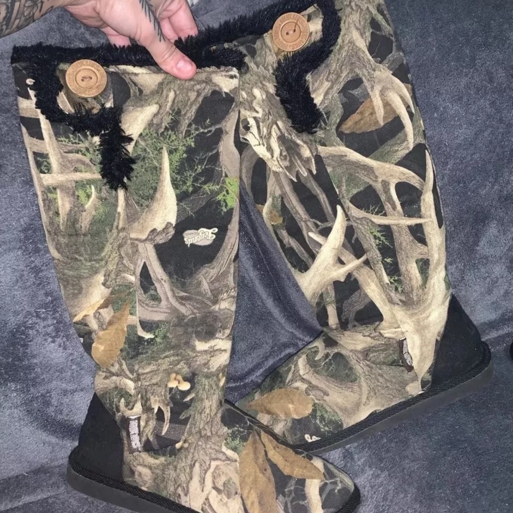 Mukluks realtree fur boots